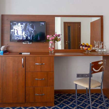 Demir Yol Plaza Hotel Baky Esterno foto